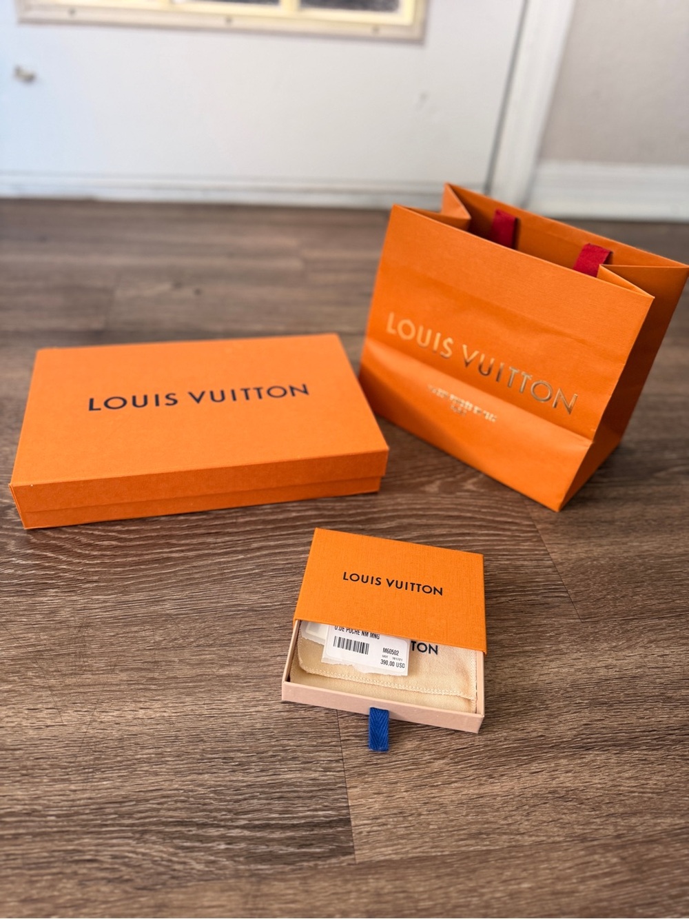 Louis Vuitton  100% authentic shopping bag and box